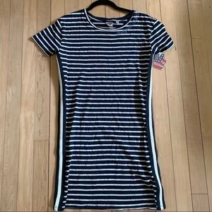 NWT Junk Food Party in the U.S.A dress Size Extra Small